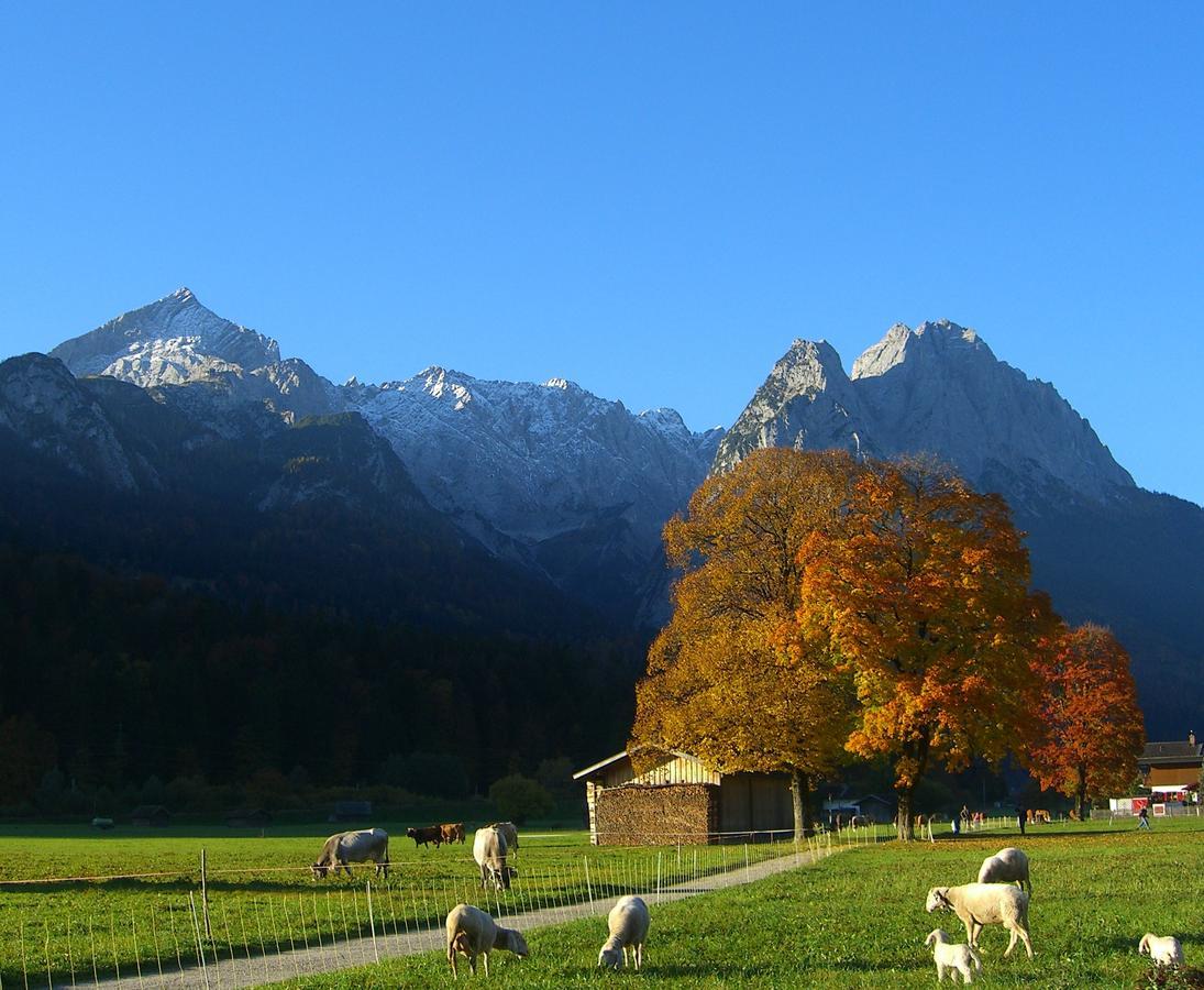 Ferienwohnung Am Kurpark -Wohnung 2,90Qm- Garmisch-Partenkirchen Exterior photo